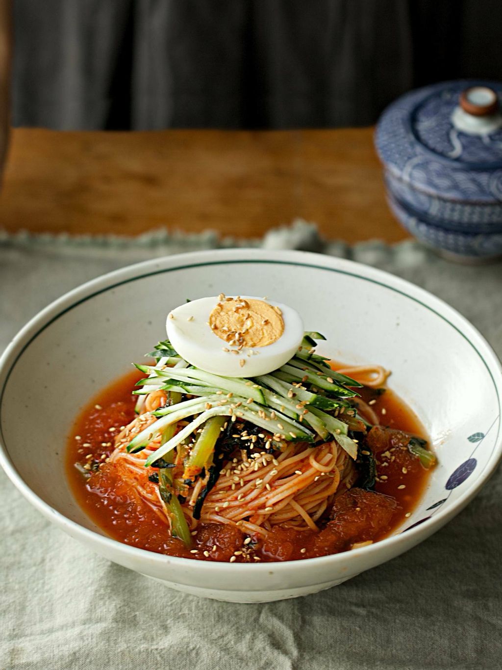 이상하게 주말에 먹으면 더 맛있는 비빔국수 3가지 - 우리의식탁 | 큐레이션