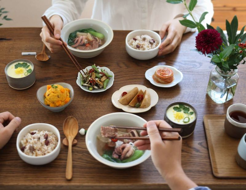 꽃을 활용한 테이블 스타일링