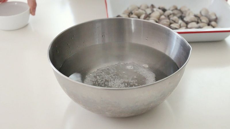 꼬막 손질하기