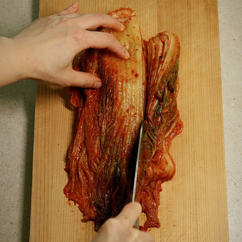 김치 쉽게 써는 방법