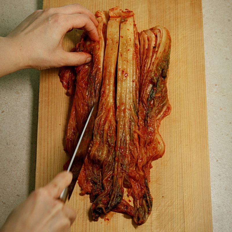 김치 쉽게 써는 방법