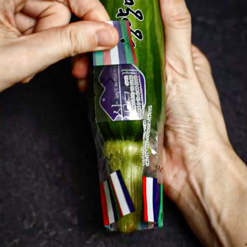 애호박 비닐 쉽게 벗기는 법