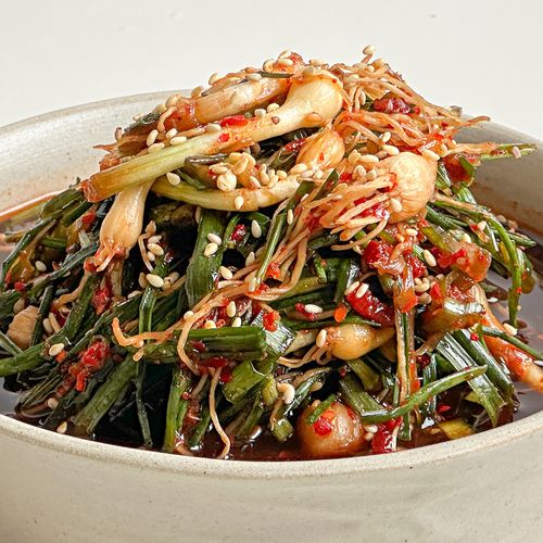 제철에만 맛 볼수 있는 달래의 향긋함가득 담았어요~~