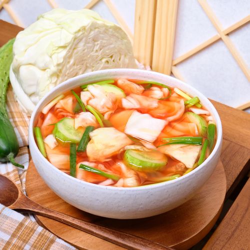 보름달김치 국내산 손수 만든 채수 양배추오이물김치