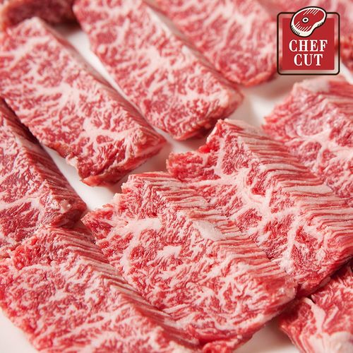 드넓은 호주 초원에서 큰 호주산 소고기 실속가~