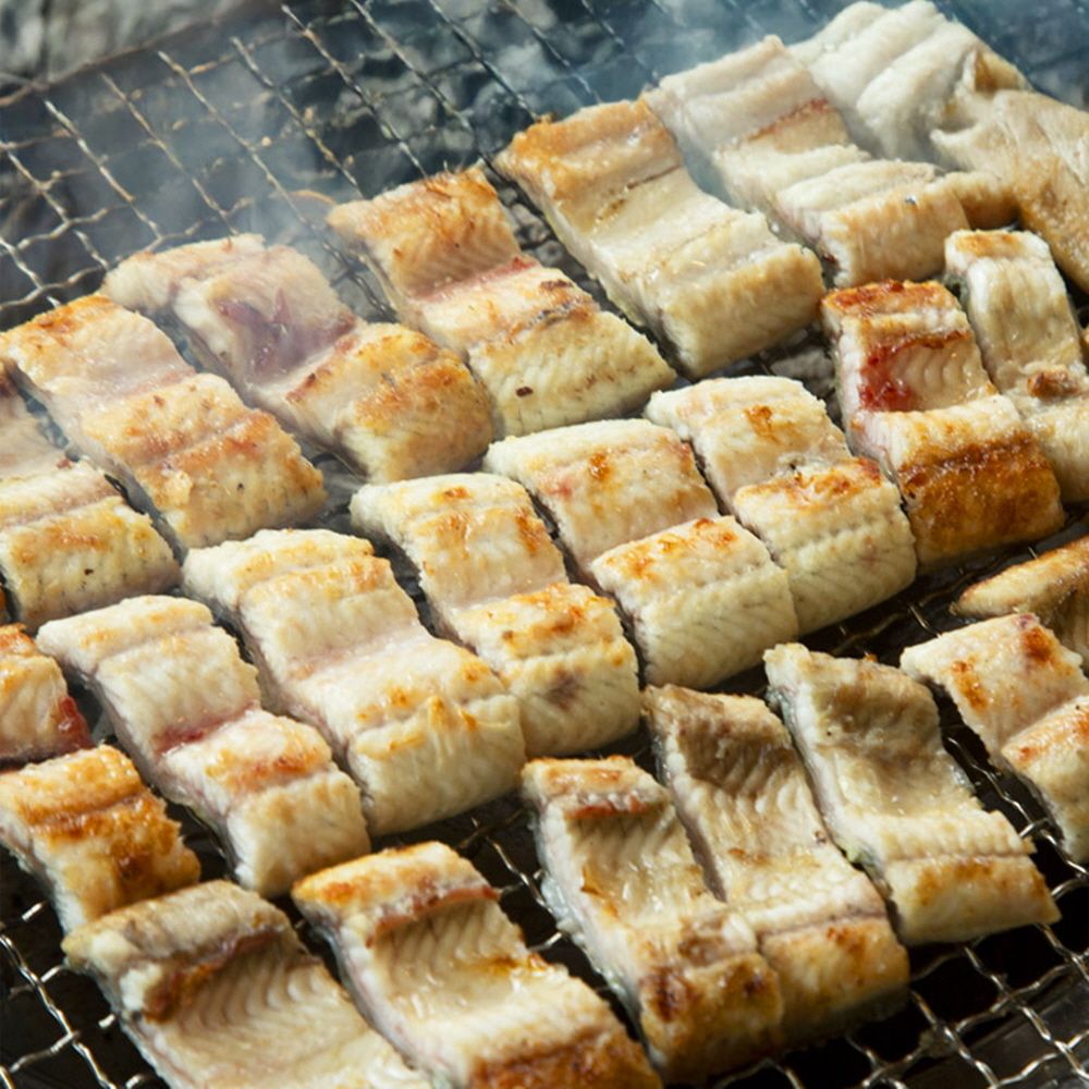 부드러운 손질 민물장어 500g/1kg (손질후 330g/660g내외) + [증정]생강140g/소스2종
