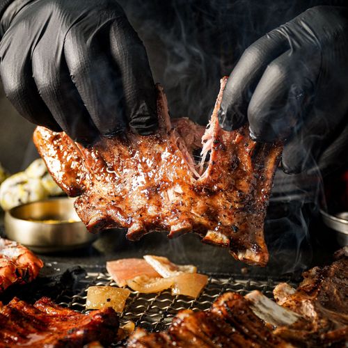 수비드 조리로 속까지 부드럽고 두툼한 통 쪽갈비 (소금/간장/매콤)