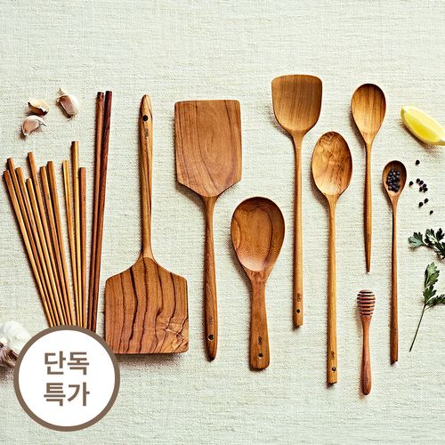 이음새 없는 통원목에 100% 수작업으로 완성한