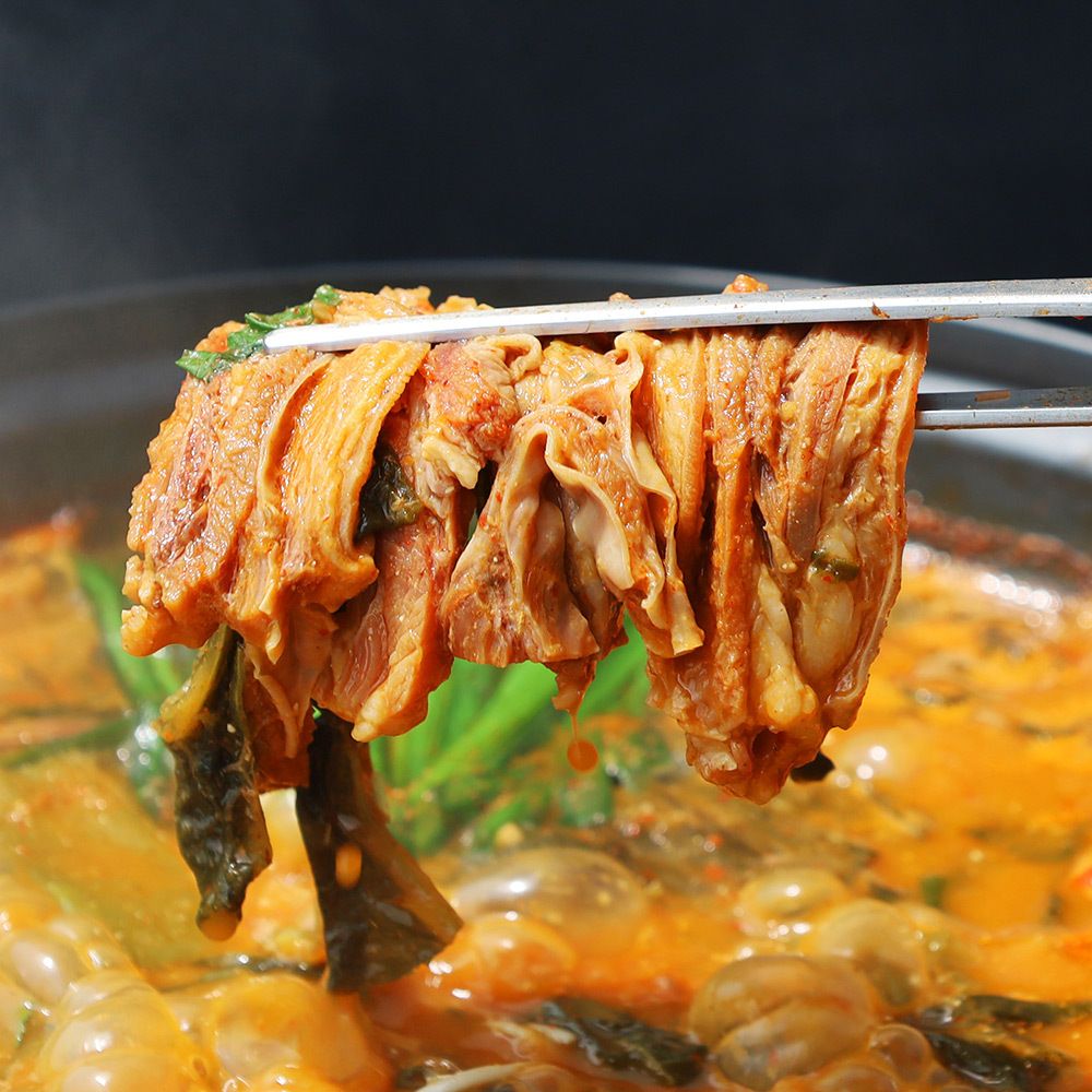[원주 맛집] 잡내없는 보양식 '약초방' 푸짐한 흑염소 모듬전골 (1.2kg)