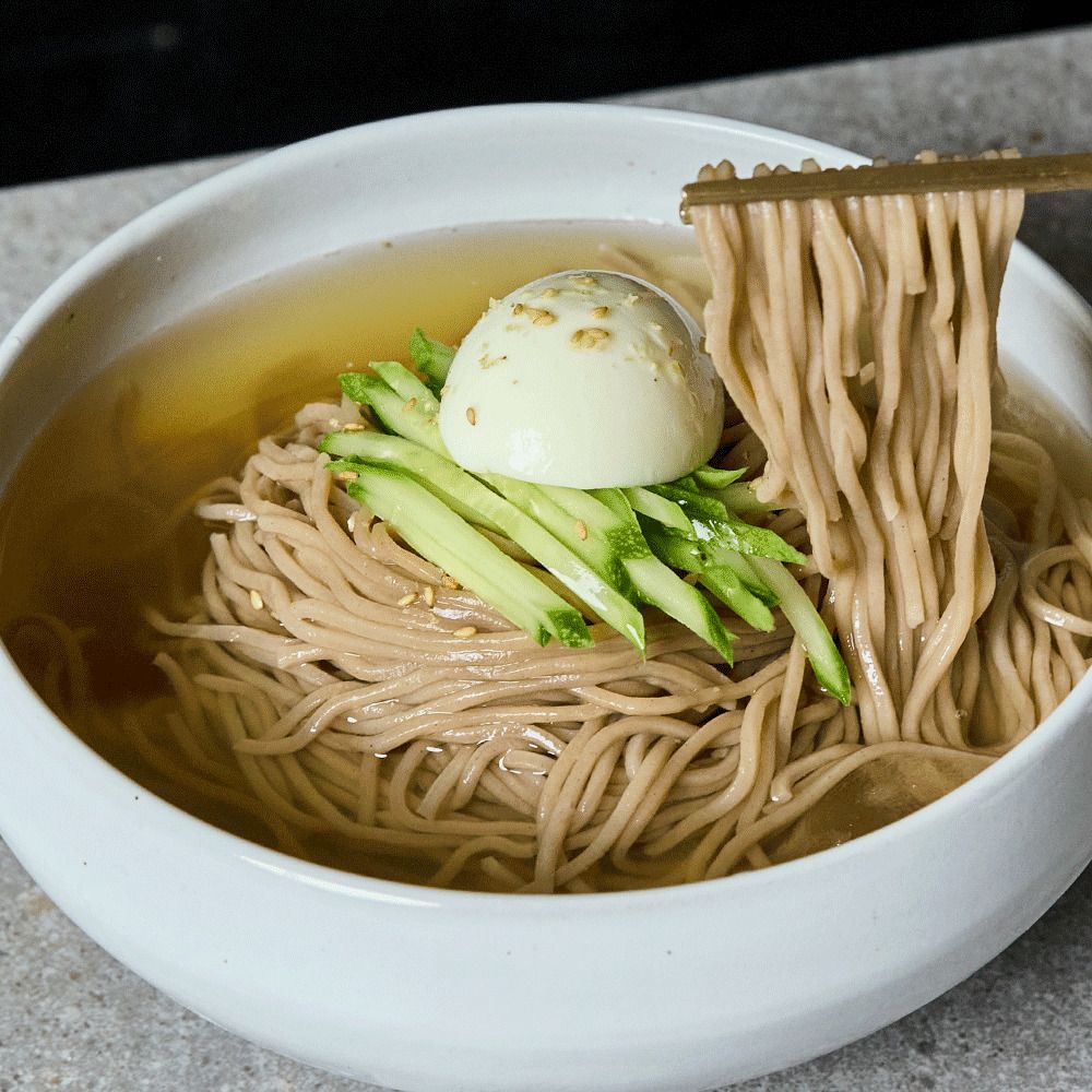 강릉 맛집! 40년 전통의 맛, 새콤달콤 구수한 ‘동해 막국수’ 세트(6~7인)