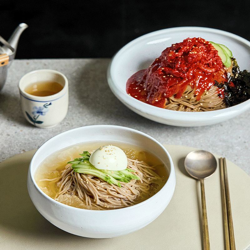 강릉 맛집! 40년 전통의 맛, 새콤달콤 구수한 ‘동해 막국수’ 세트(6~7인)