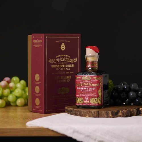 (주세페주스티) 3메달 큐빅 발사믹 식초 250ml (선물박스+쇼핑백 무료증정)