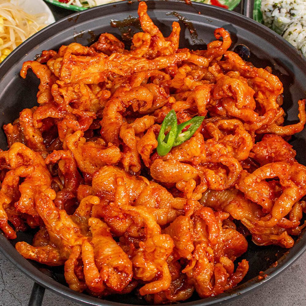 야들야들 쫄깃한 국내산 콜라겐 양념 무뼈닭발