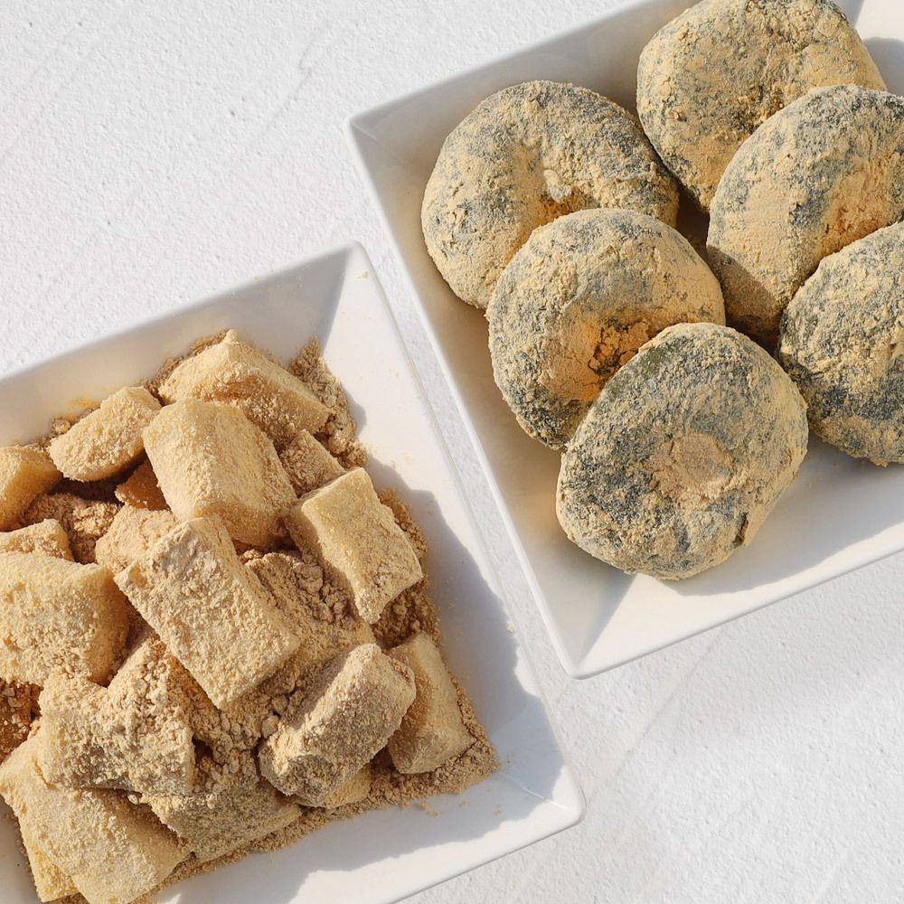 [고령 맛집] 국내산 찹쌀로 만든 한입 인절미 1팩+콩쑥개떡 1팩 외 수량선택