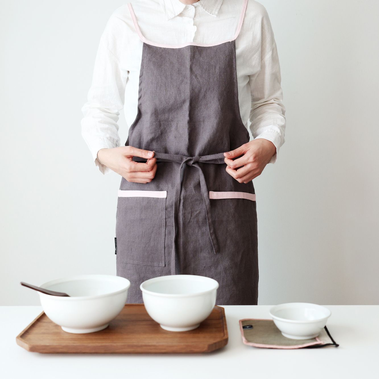 포인트 라인 린넨 앞치마