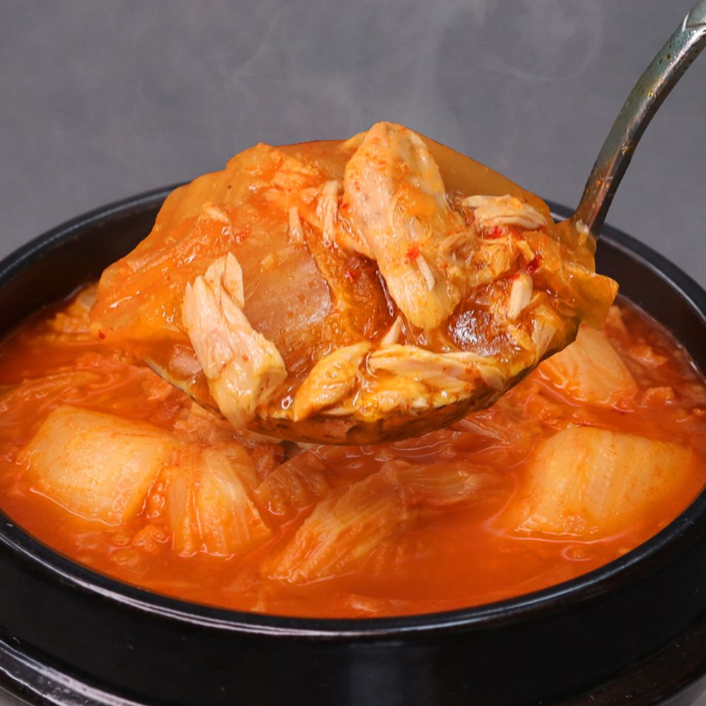 [마포 맛집] 60년 전통 오모가리 김치찌개 2종 골라담기 / 돼지김치찌개 참치김치찌개
