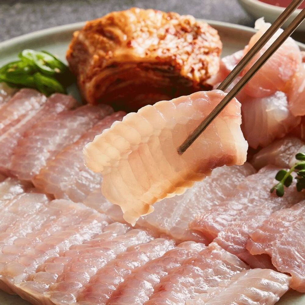 [단독최저가] 산지직송! 전남 흑산면! 수협 위판장이 직접 엄선한 ‘흑산도 암치 홍어’ (250g~)