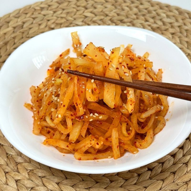 제주 월동무로 절인 황금무짠지 1kg+1kg