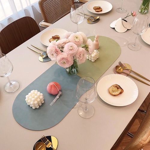 르엔미 알약 반원 양면 가죽테이블매트 러너