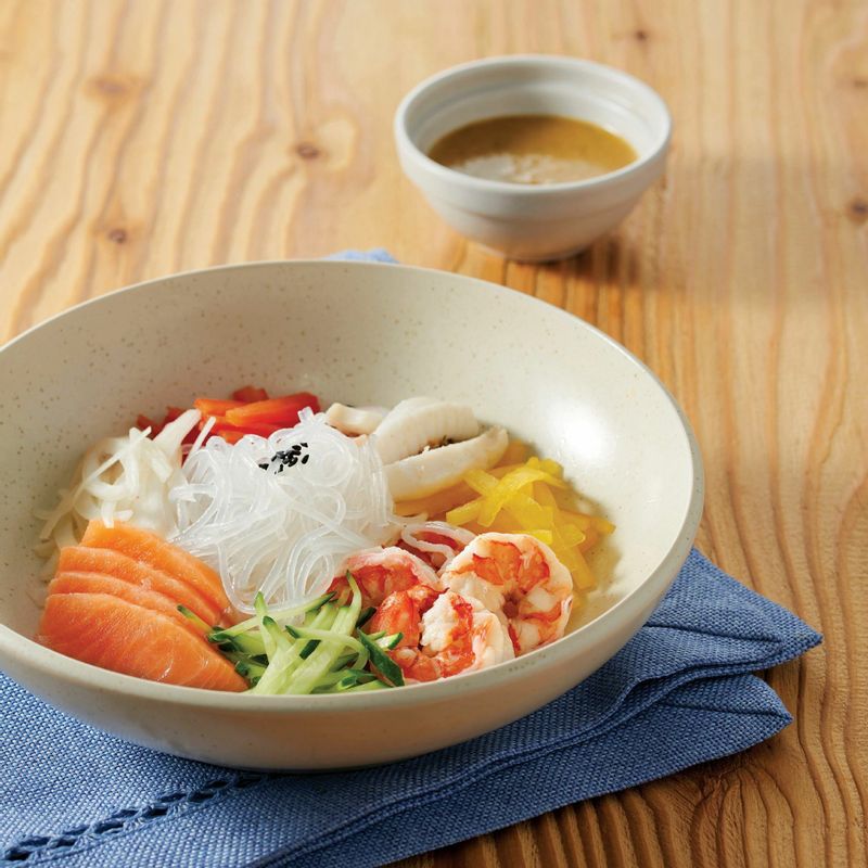 녹두면 연어 해물 냉채