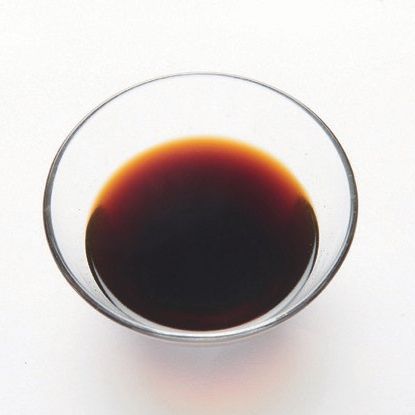 분량의 재료를 골고루 섞어서 소스를 만들어 주세요.