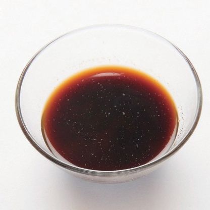 분량의 재료를 골고루 섞어서 소스를 만들어 주세요.