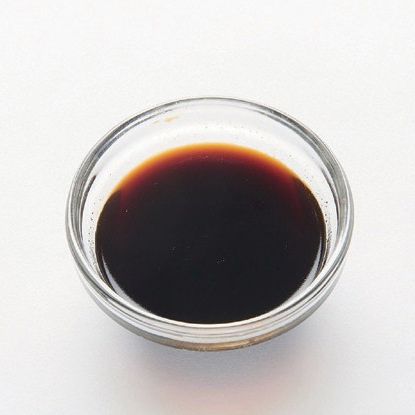 분량의 재료를 섞어서 소스를 만들어 주세요