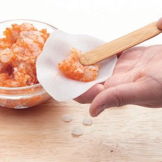 피 중앙에 속재료를 넣어주세요.