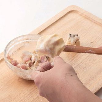 헤라를 사용해 뒤집어 주세요.