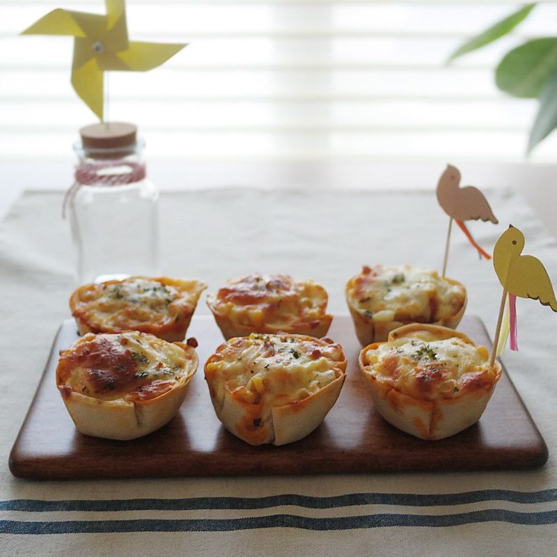 예쁜 접시에 담아 마무리해주세요.