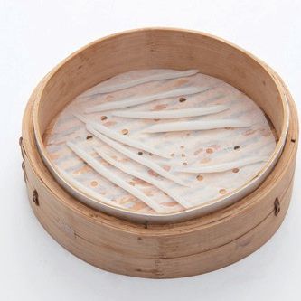 찜기에 3분간 쪄 줍니다.