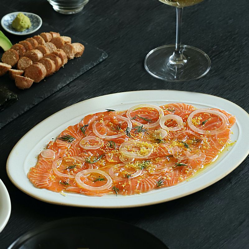 연어까르파쵸,카르파쵸,에피타이저,화이트와인안주,와인안주,안주