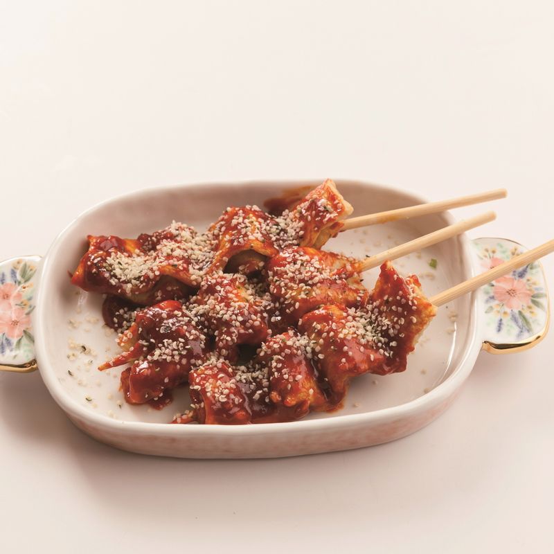 그릇에 담고 햄프씨드를 뿌린 뒤 맛있게 드세요.