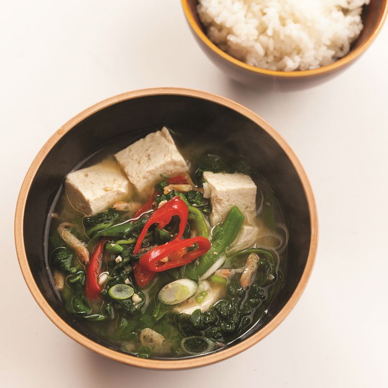 맛있게 끓여진 건새우아욱국을 따뜻할 때 밥과 함께 즐겨보세요!