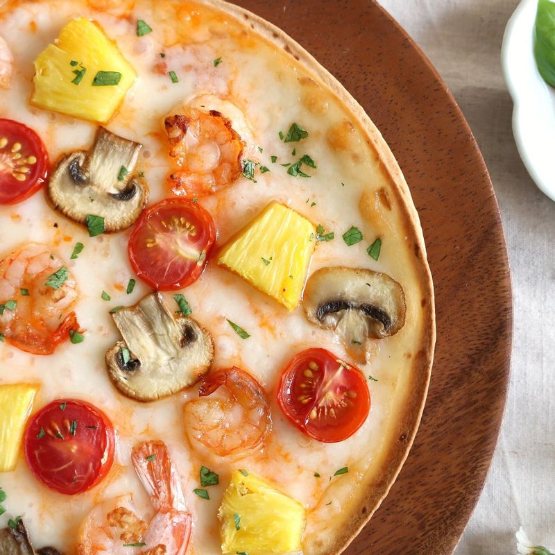 파슬리가루를 뿌려 마무리해주세요.