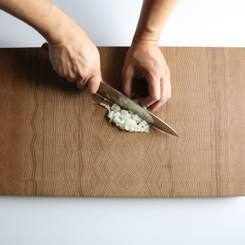 양파와 대파, 당근은 잘게 다져주세요.