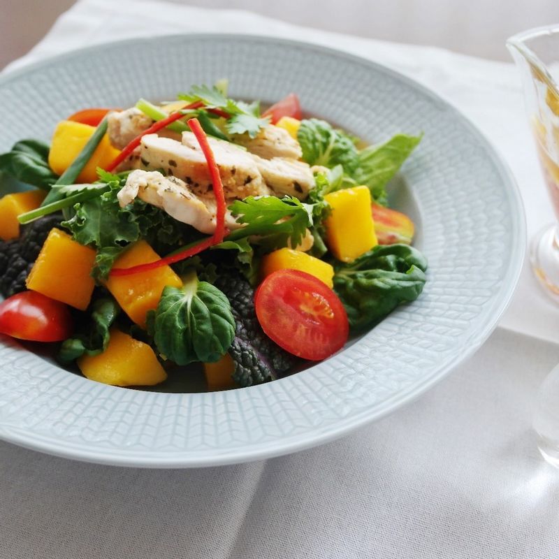 그릇에 담아 마무리해주세요.