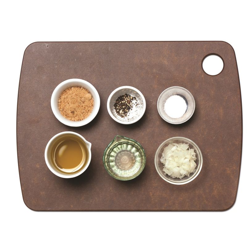 분량의 드레싱 재료를 잘 섞어주세요.