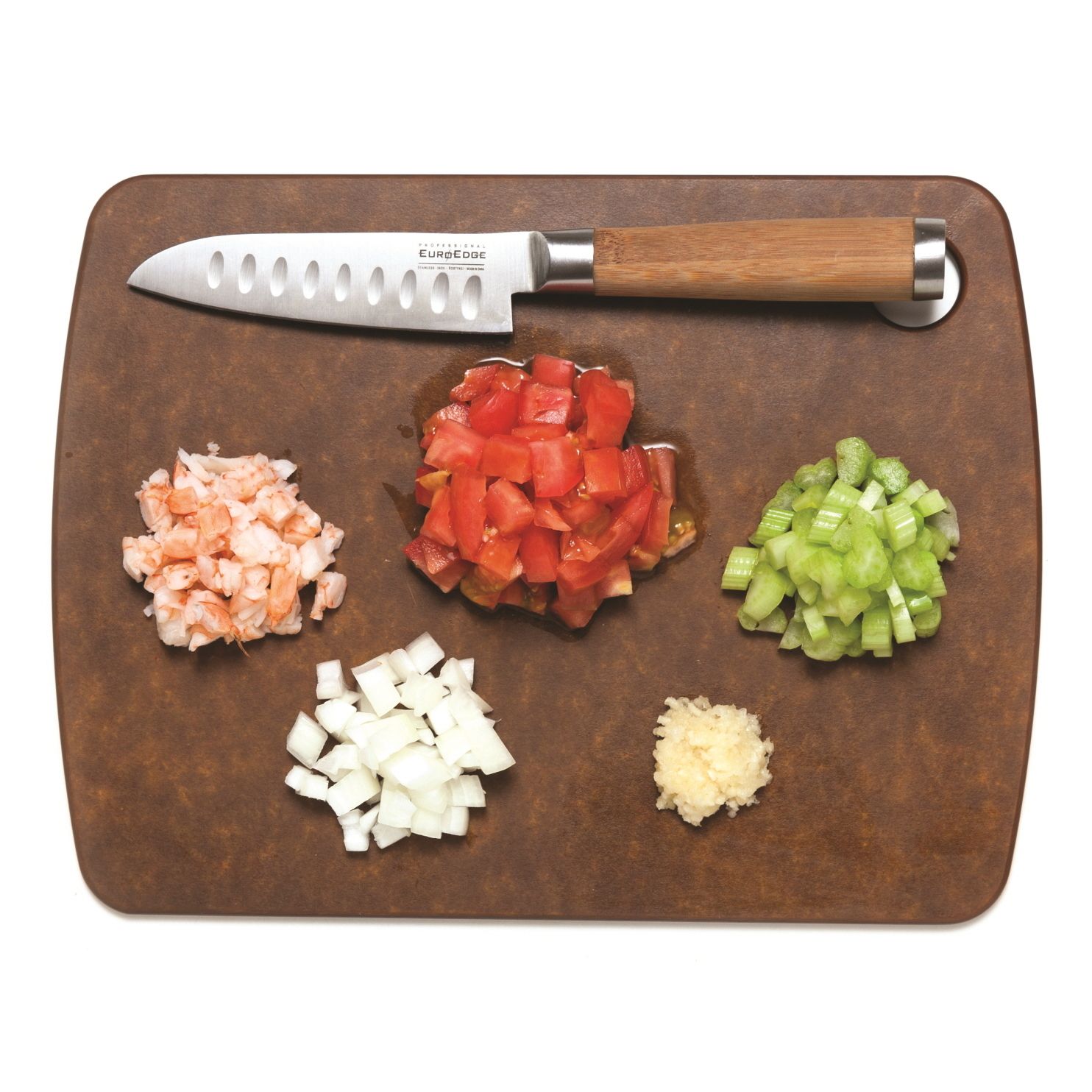 새우 토마토 수프을 위한 재료 이미지로 칵테일새우,토마토,양파,셀러리,마늘 등으로 구성 되어있습니다.