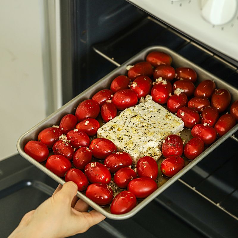 170도로 예열한 오븐에서 35분간 구워주세요.