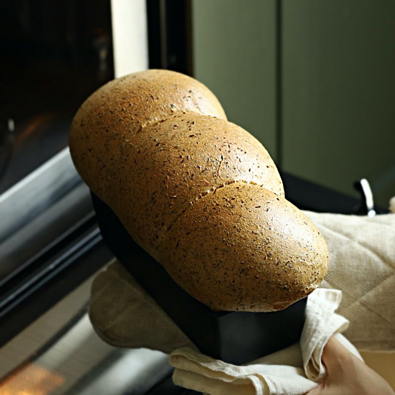 190도로 예열된 오븐에 넣고 25분간 구워주세요.