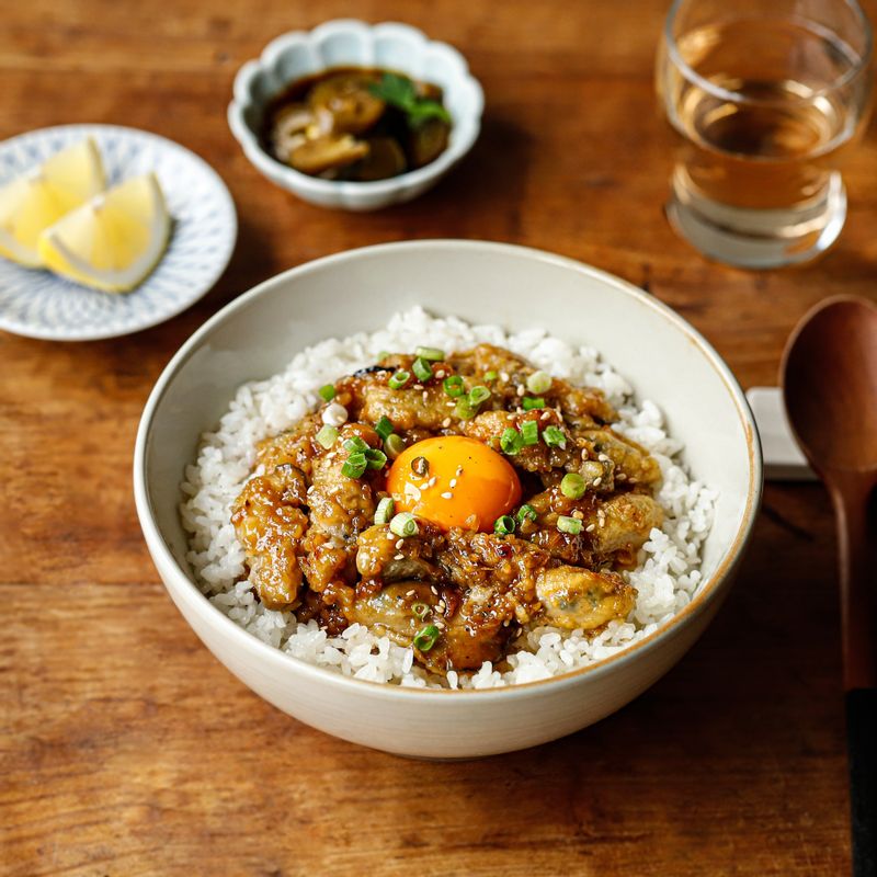 굴버터덮밥,굴요리,제철굴,가을,겨울,버터,