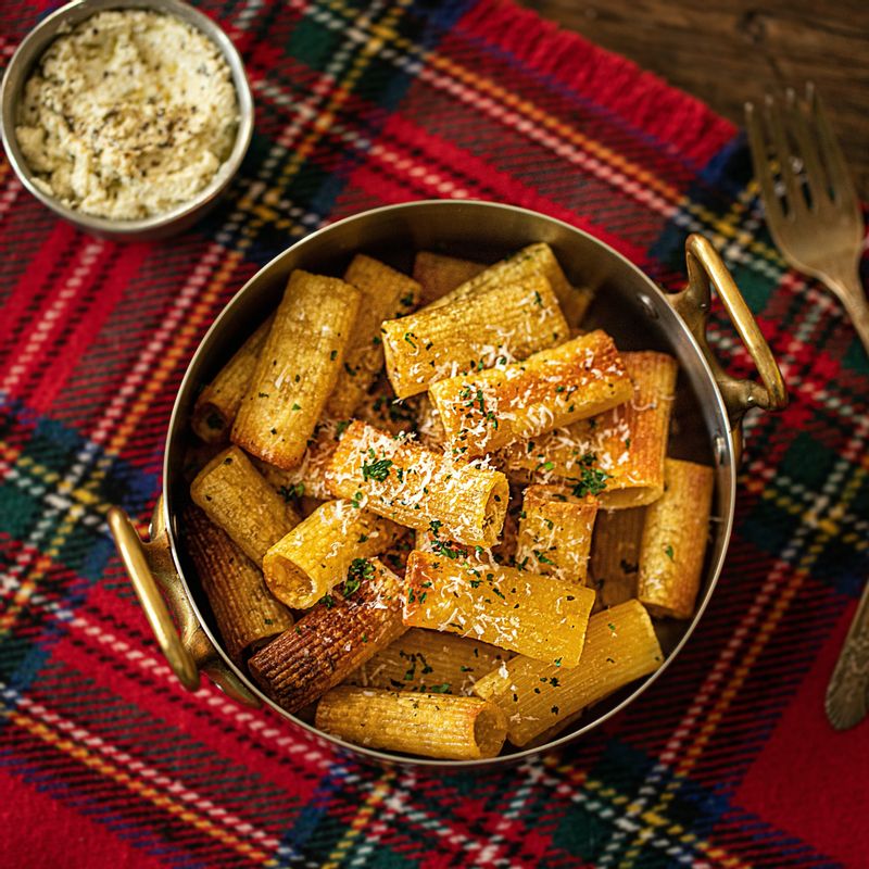 소스를 곁들여 맛있게 즐겨주세요. 
(소스를 만들지 않고 케첩과 곁들여 드셔도 맛있게 드실 수 있어요)