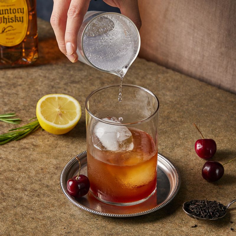 토닉워터를 채워주세요.