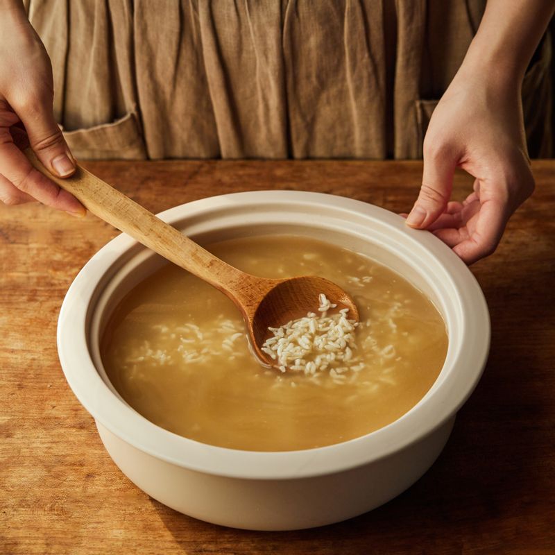 광파오븐 자동 요리< 발효>에서 <식혜>를 선택한 후 발효시켜주세요.