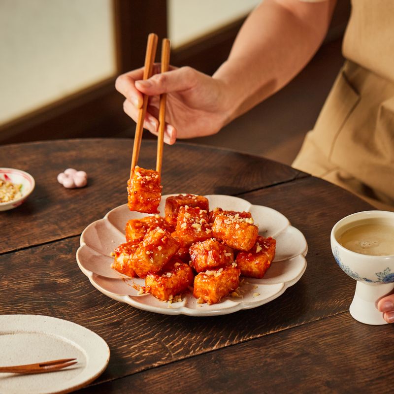 한식, 메인요리, 채식, 비건, 두부, 에어프라이, 칠리, 고추장, 매운요리