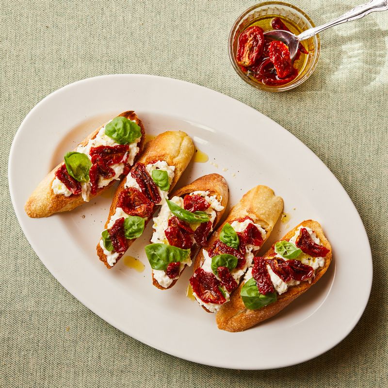 초대요리, 에피타이저, 홈파티, 선드라이토마토, 토마토, 부르스게타, 바질, 브런치, 간식