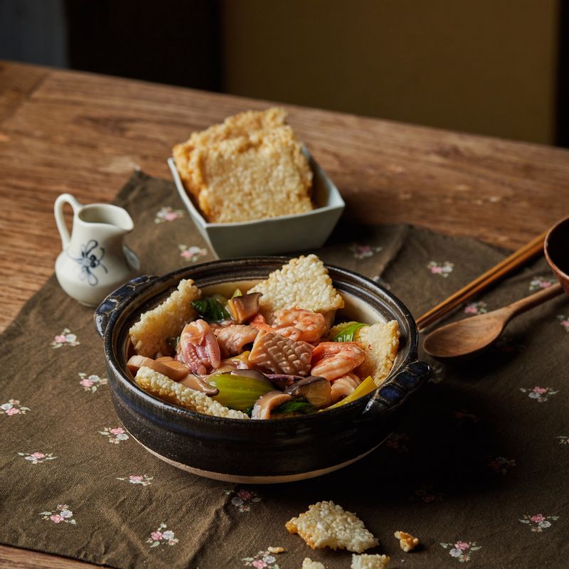 누룽지, 찹쌀, 해산물, 영양식, 오징어, 새우, 버섯, 굴소스, 메인요리, 보양식, 연말요리, 안주