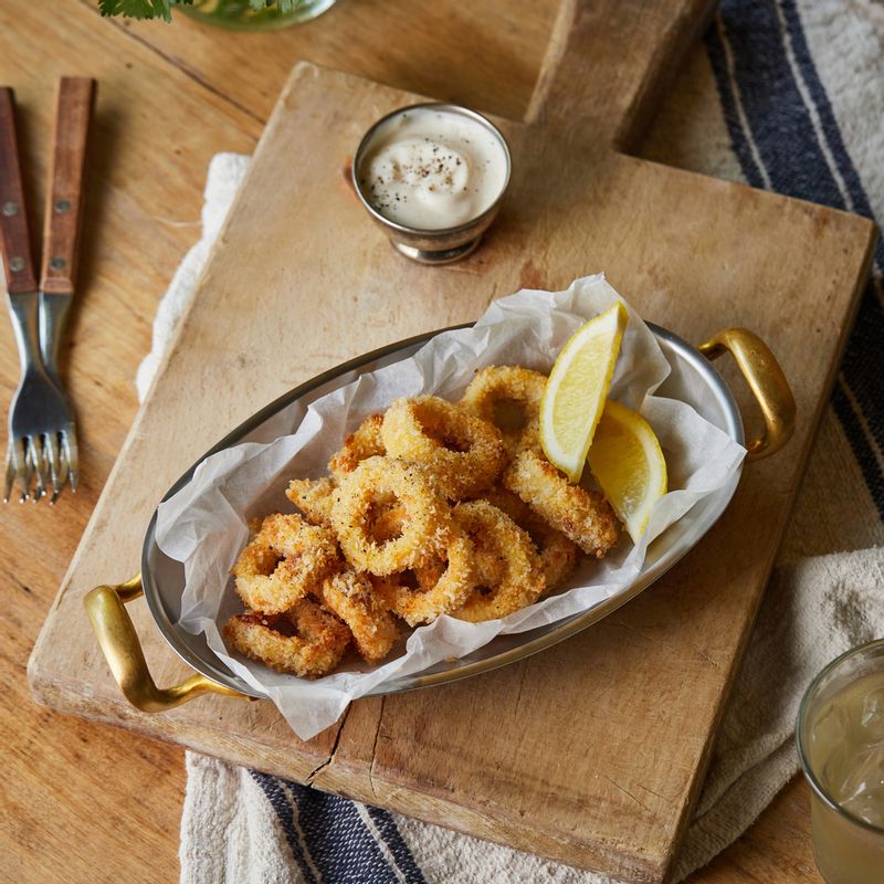 완성된 오징어링을 맛있게 즐겨주세요.