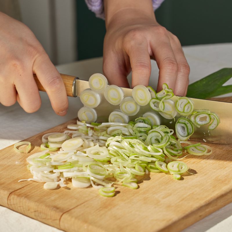 대파는 송송 썰어주세요.